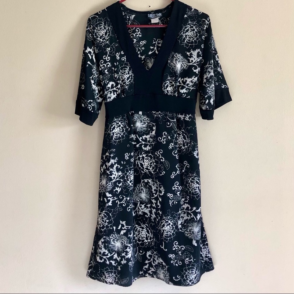 2/$35—STREET CODE—Edgy Black & White Floral Dress
